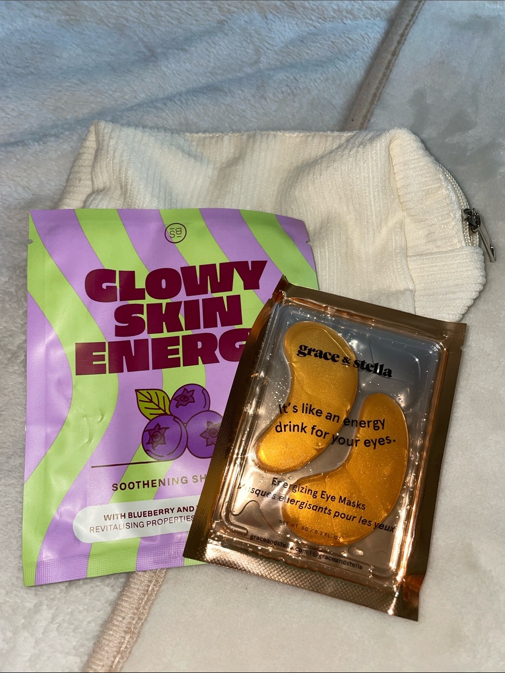 grace & stella Gold Energizing Eye Mask, pouch & Glowy Skin Energy Sheet Mask